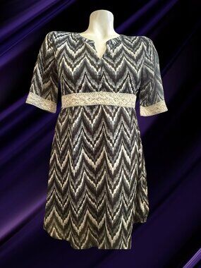 Star Ride Chevron Print Dress | Youth Size L 14/16 | Preowned